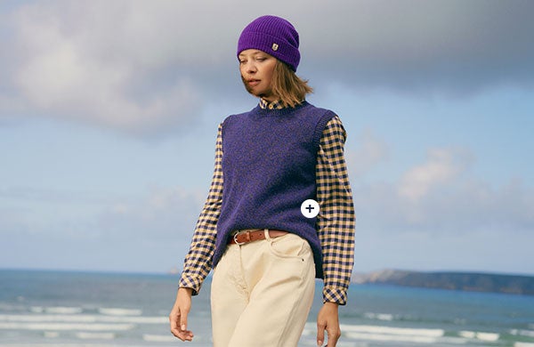 Pull sans manche - laine 129€