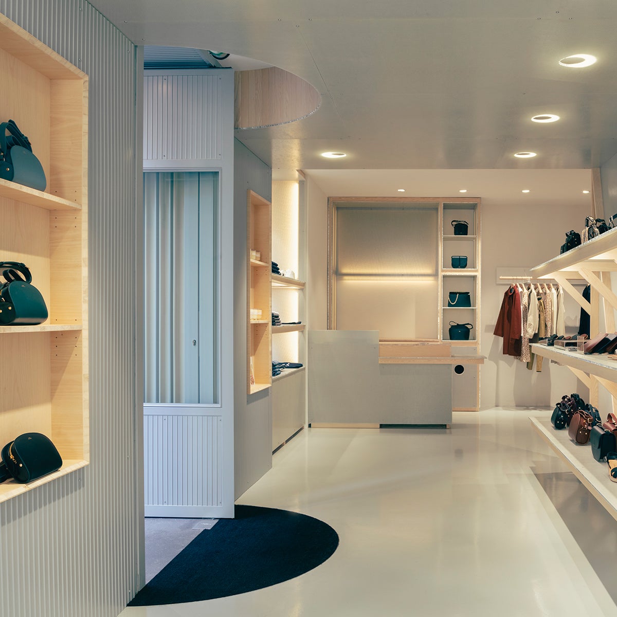 BOUTIQUE